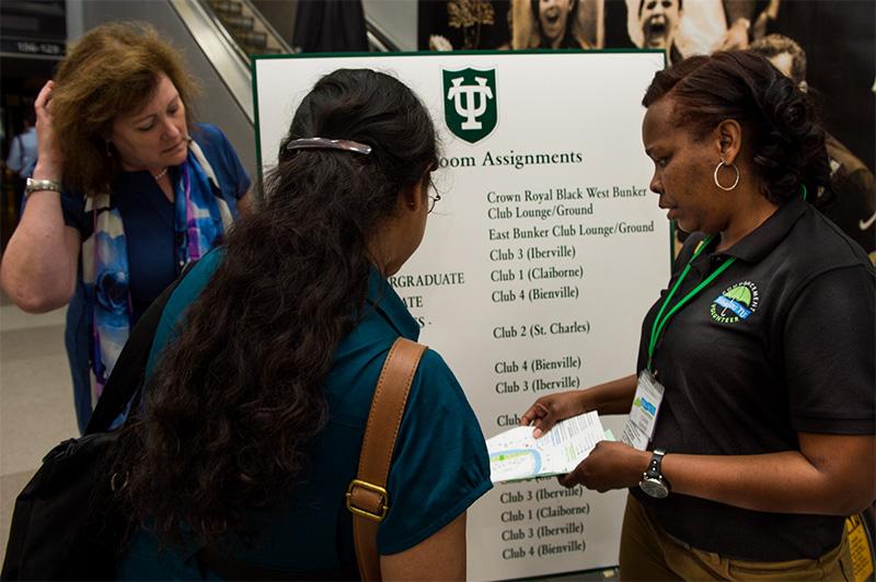 commencement volunteers